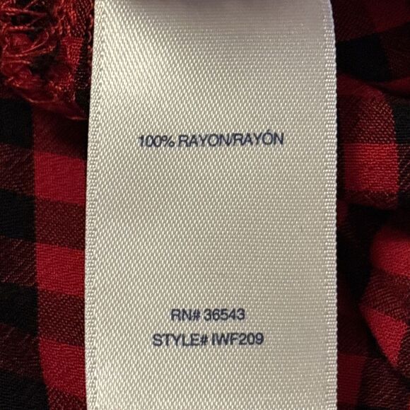 Izod Women’s Long Sleeve Red and Black Check Button Up Blouse Size S/P - Picture 4 of 7